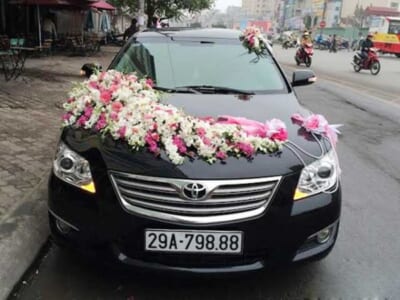 Thuê xe cưới Toyota Camry 2.5Q